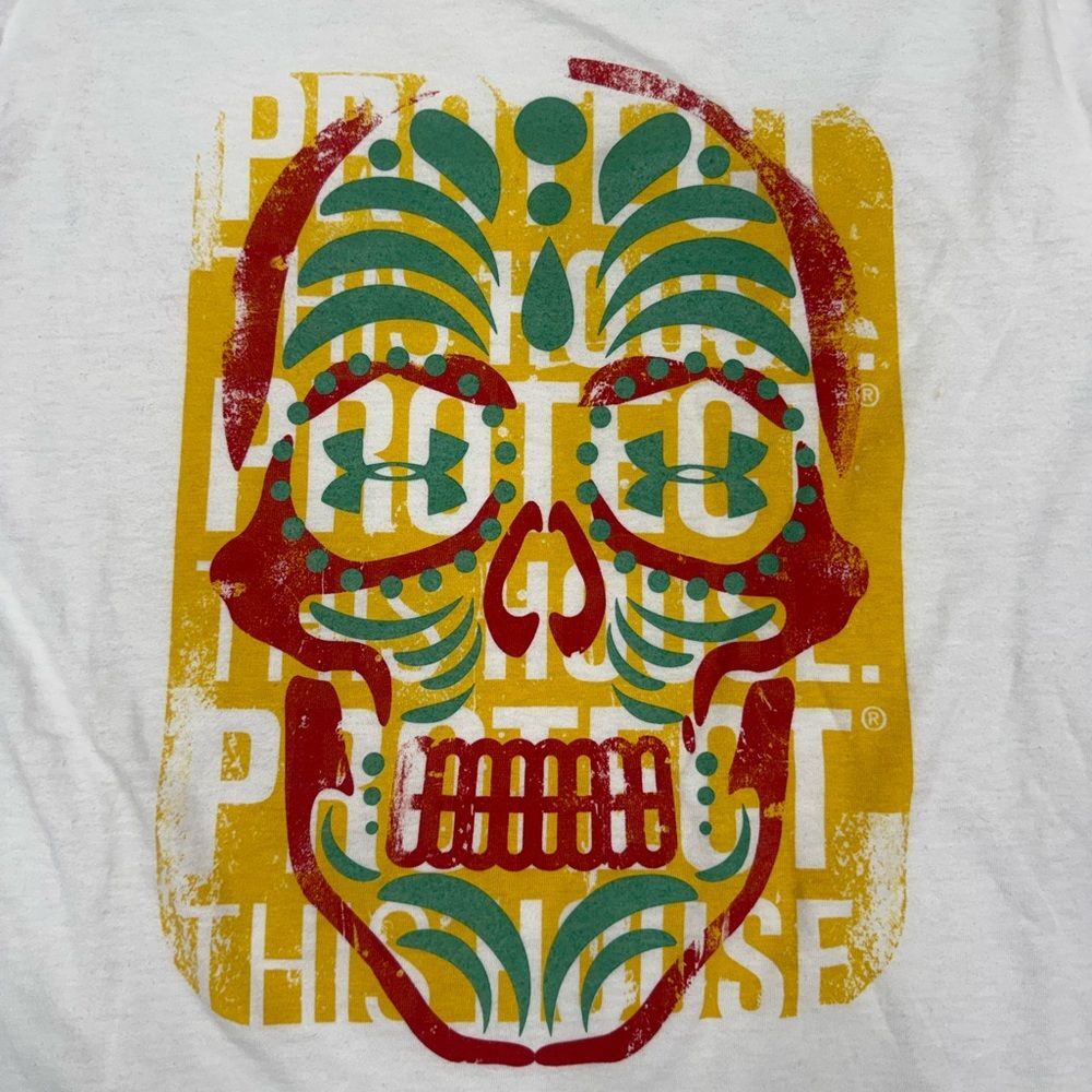 Under Armour White Tee with Colorful Skull Design Size Medium Men’s - Picture 2 of 8